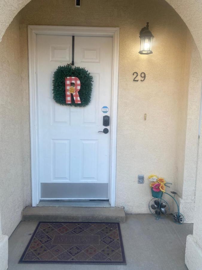 Red Hen Rental - 2 Bed With 1 Full Bath 1 Half Bath Full Kitchen Cedar City Esterno foto